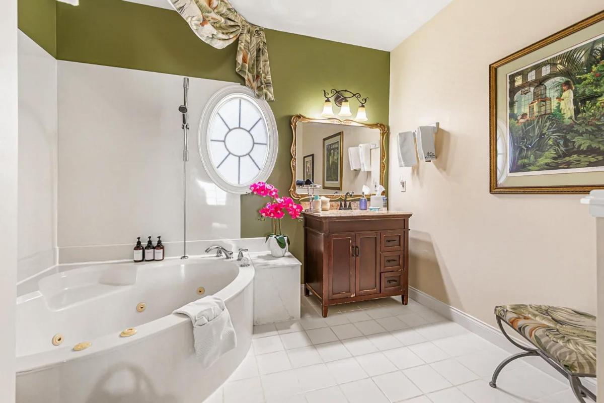 Windemere By The Sea Bed and breakfast 4*